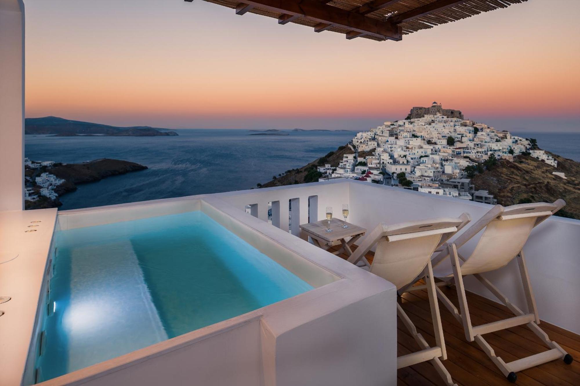 Oneiro Luxury Suites-Adults Only Astypálaia 객실 사진